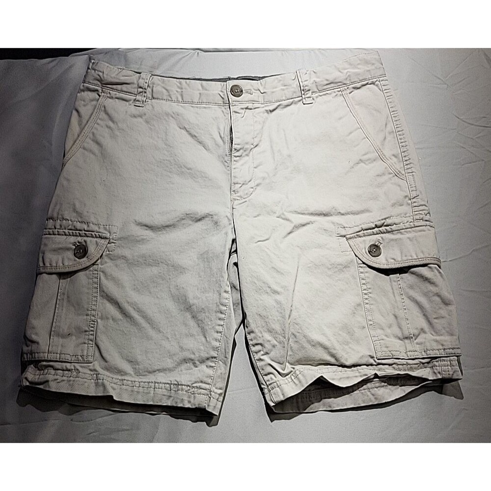 Banana Republic Cargo Shorts Size 34 Inseam 9.5 Beige